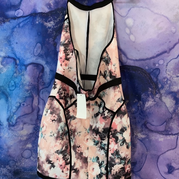 ⭐️TOBI BRAND NEW floral dress⭐️ - Picture 2 of 4